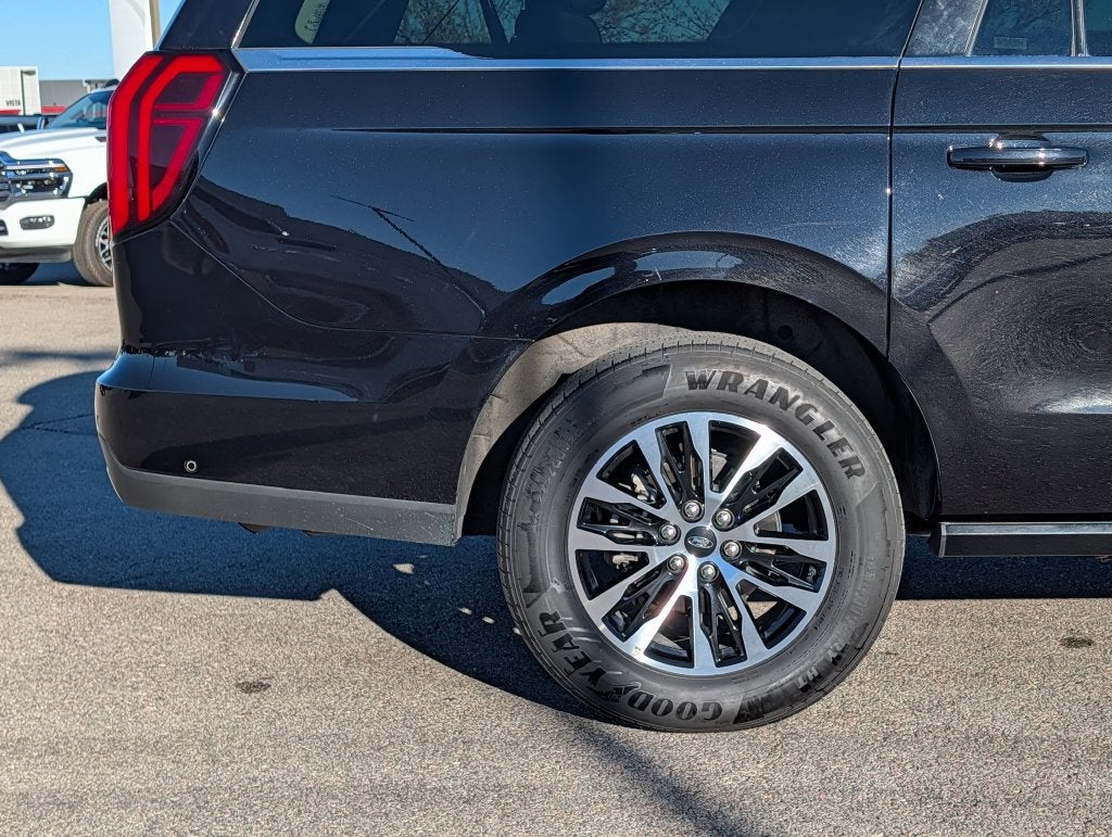 2025 Ford Expedition Max Platinum MAX