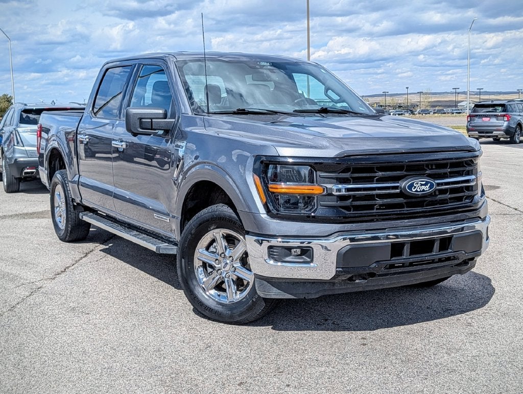 2024 Ford F-150 XLT 4X4