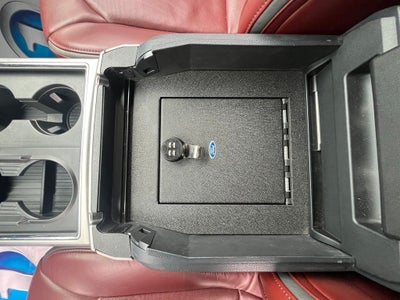2022 Ford F-250SD Platinum
