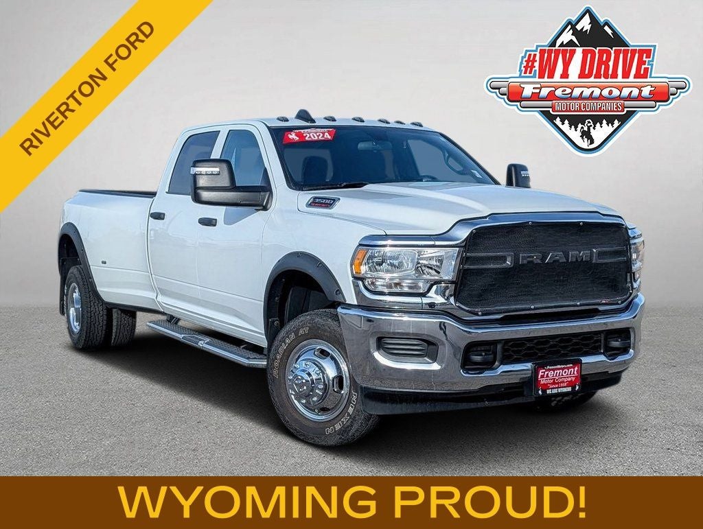 2024 RAM 3500 Tradesman Dually 4x4