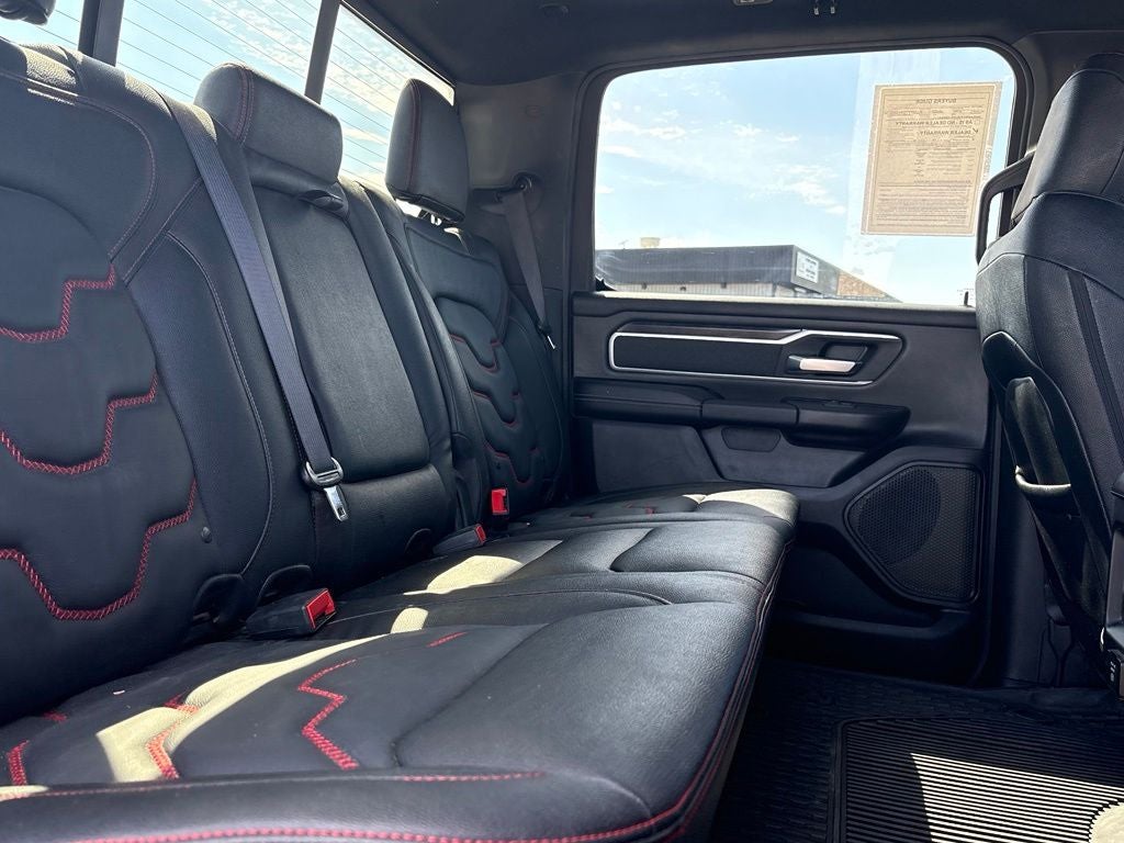 2022 RAM 1500 Big Horn/Lone Star Black Widow PKG