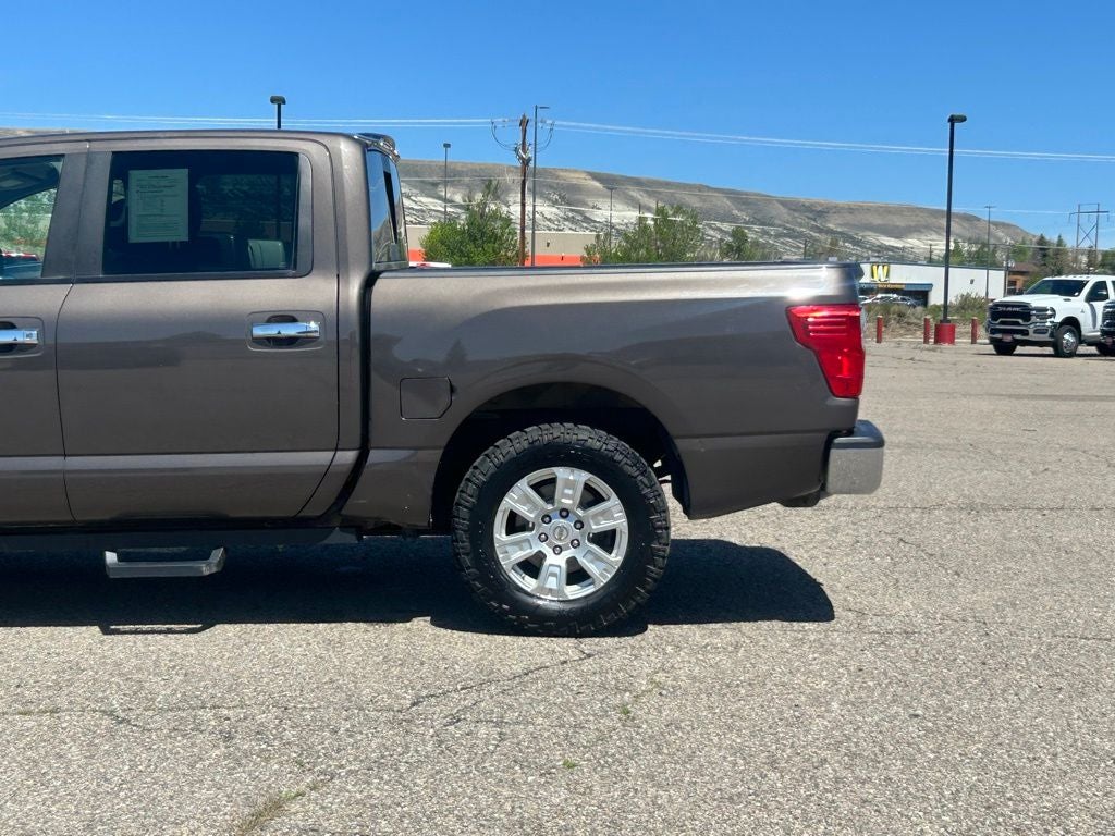 2019 Nissan Titan SV