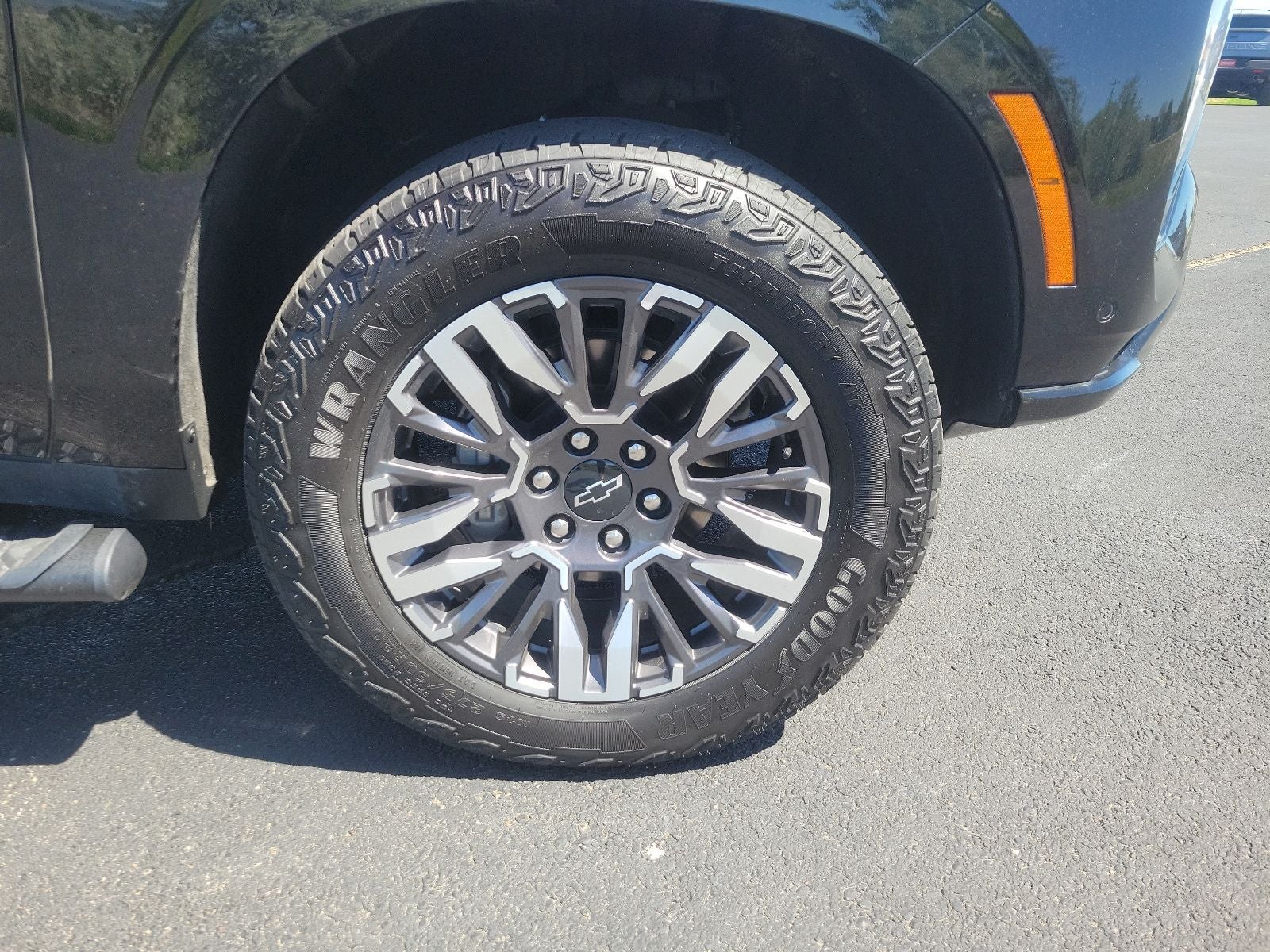 2025 Chevrolet Suburban Z71