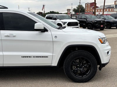 2019 Jeep Grand Cherokee Laredo E
