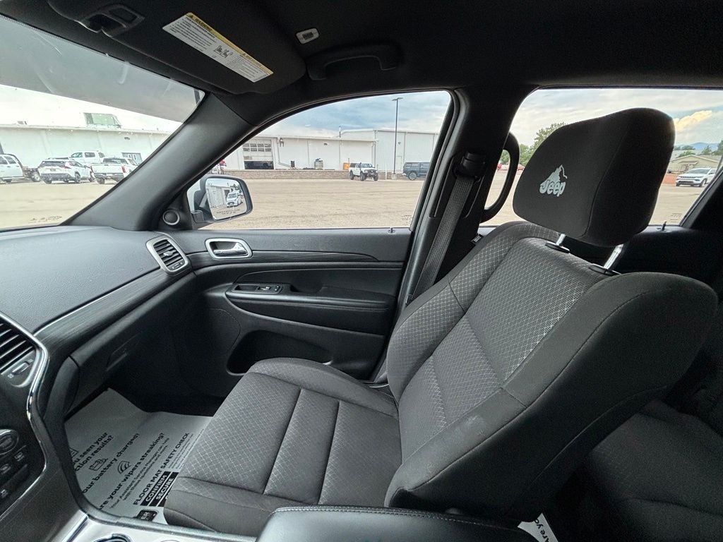 2019 Jeep Grand Cherokee Laredo E