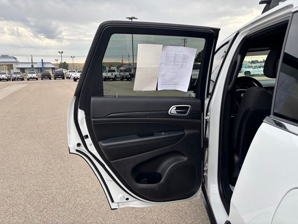 2019 Jeep Grand Cherokee Laredo E
