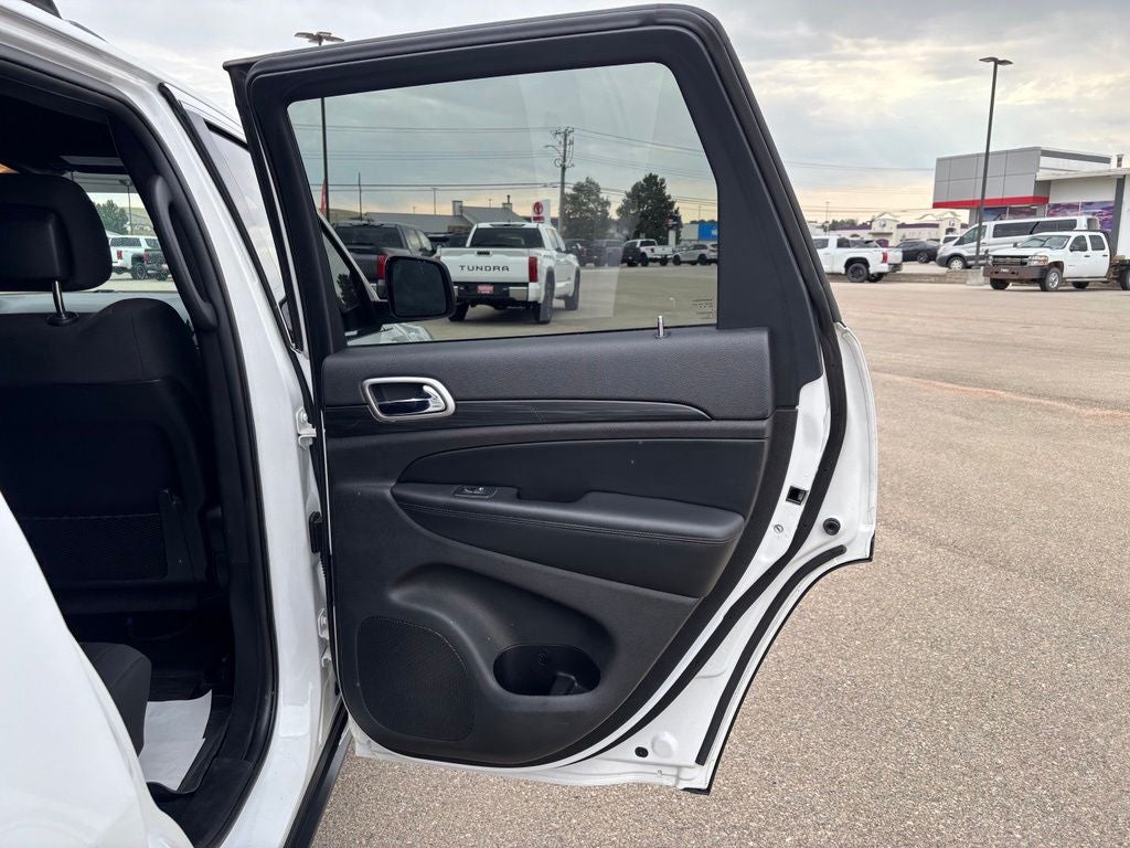 2019 Jeep Grand Cherokee Laredo E