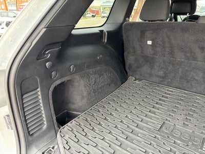 2019 Jeep Grand Cherokee Laredo E