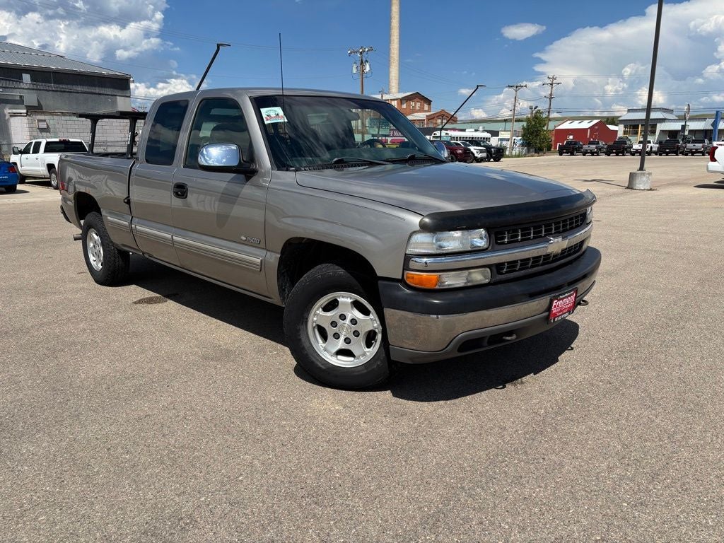 2000 Chevrolet Silverado 1500 LS