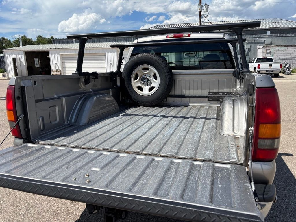 2000 Chevrolet Silverado 1500 LS