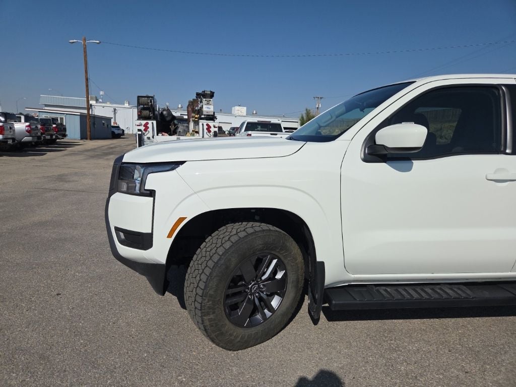2025 Nissan Frontier SV