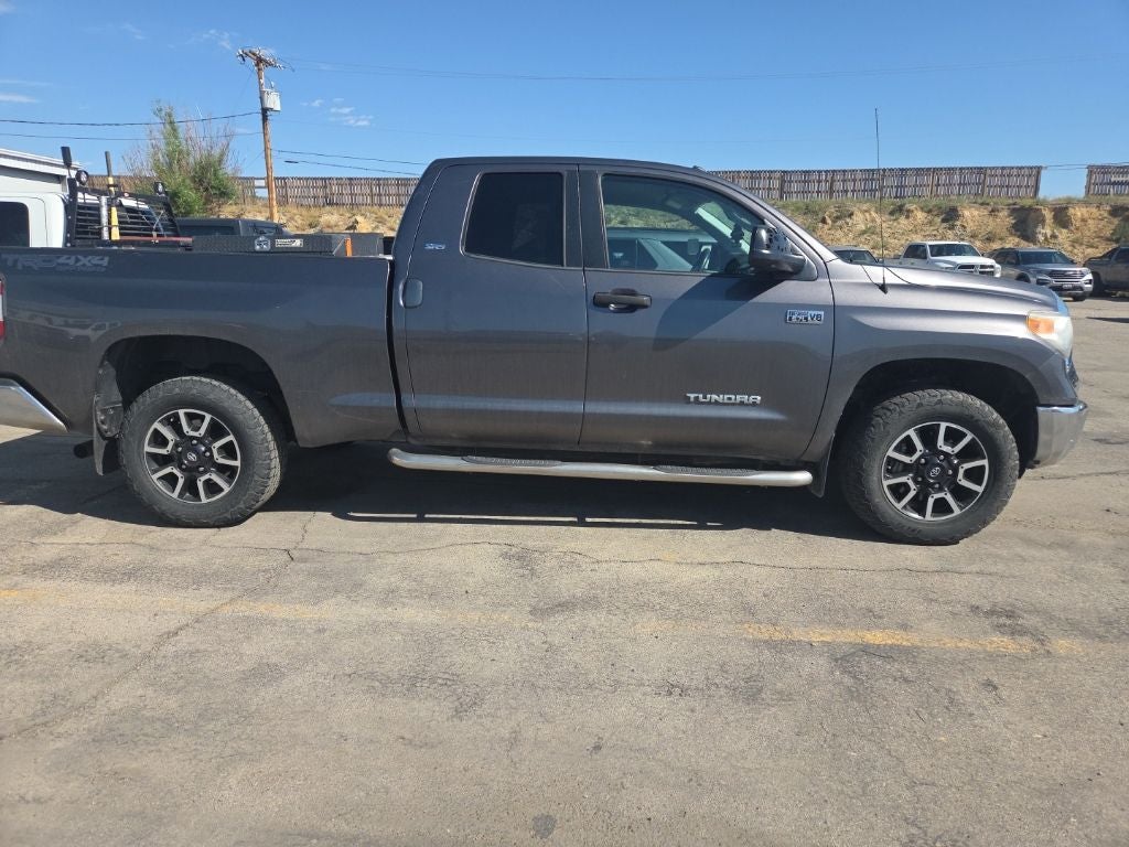 2014 Toyota Tundra SR5