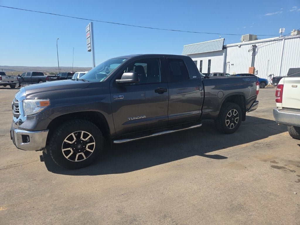 2014 Toyota Tundra SR5