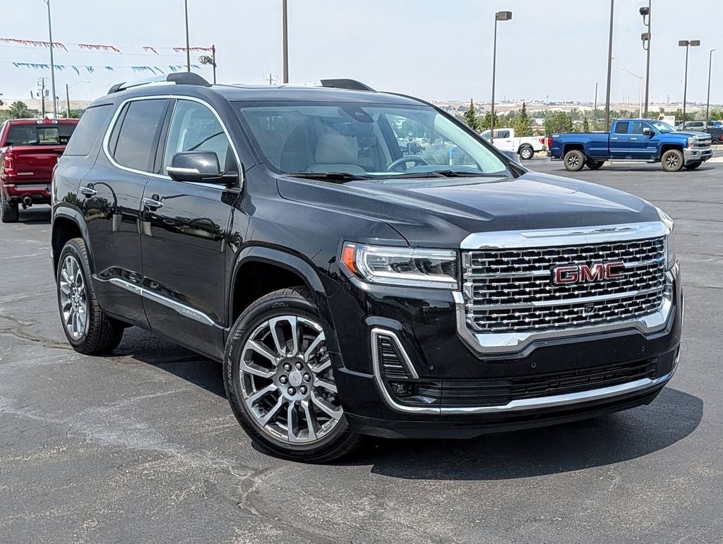 2022 GMC Acadia Denali
