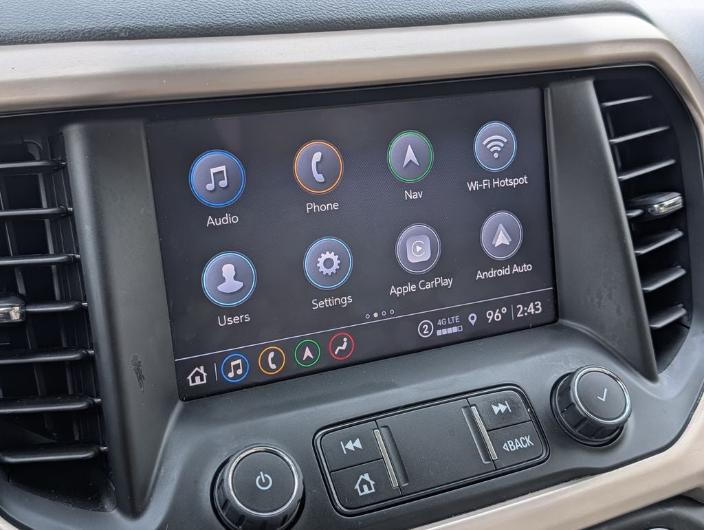 2022 GMC Acadia Denali