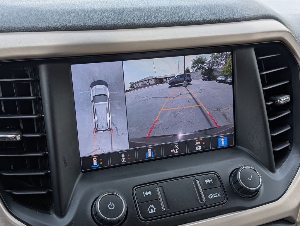 2022 GMC Acadia Denali