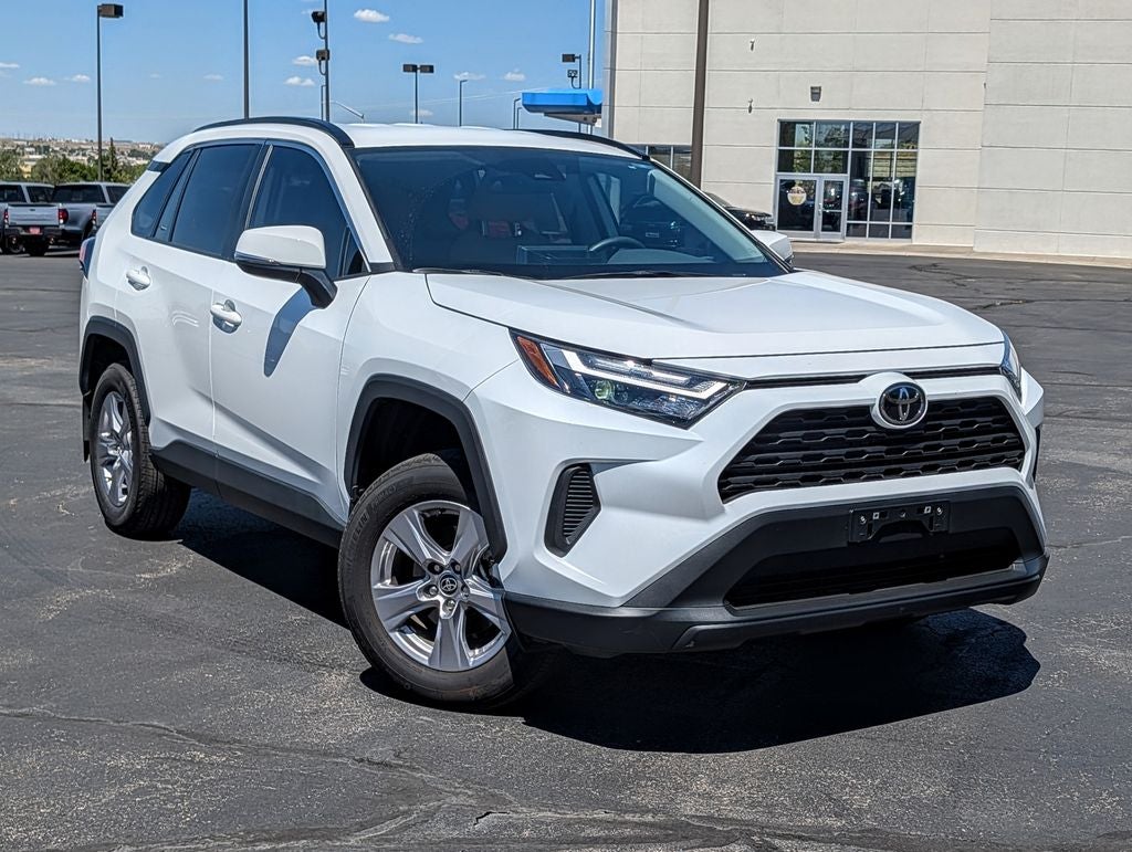 2025 Toyota RAV4 XLE AWD
