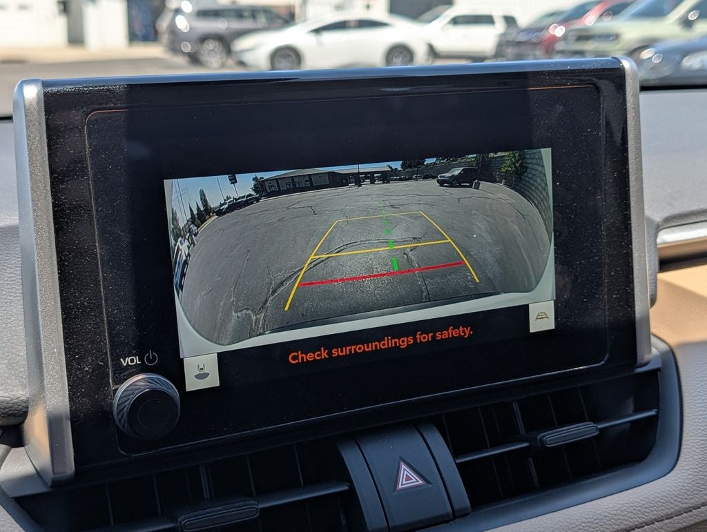 2025 Toyota RAV4 XLE AWD