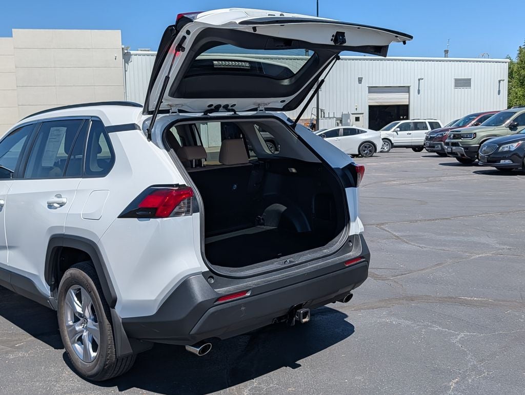2025 Toyota RAV4 XLE AWD