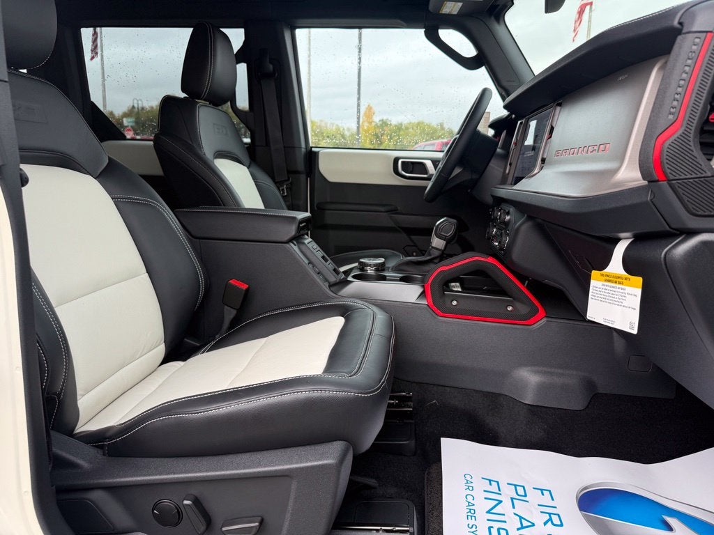 2026 Ford Bronco Outer Banks 60th Anniversary Pkg
