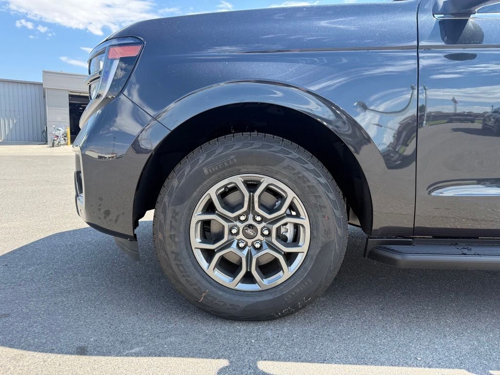 2027 Ford Expedition Max Active