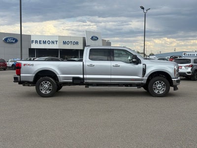2027 Ford F-350SD Lariat
