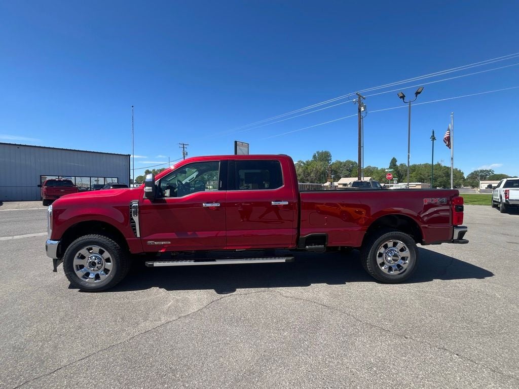 2026 Ford F-350SD Lariat