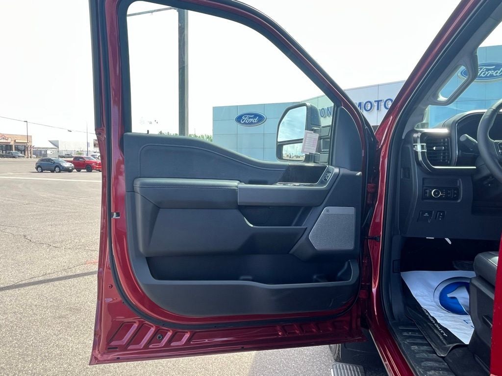 2026 Ford F-350SD Lariat DRW