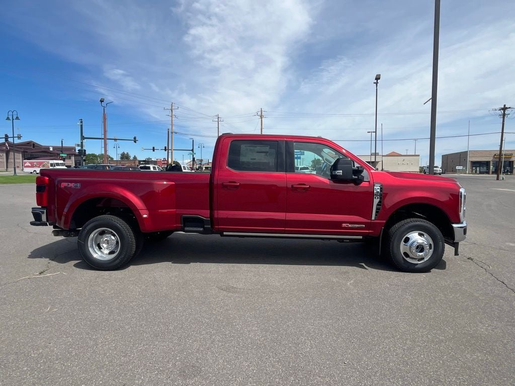 2026 Ford F-350SD Lariat DRW