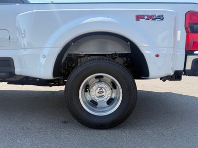 2026 Ford F-350SD Lariat DRW
