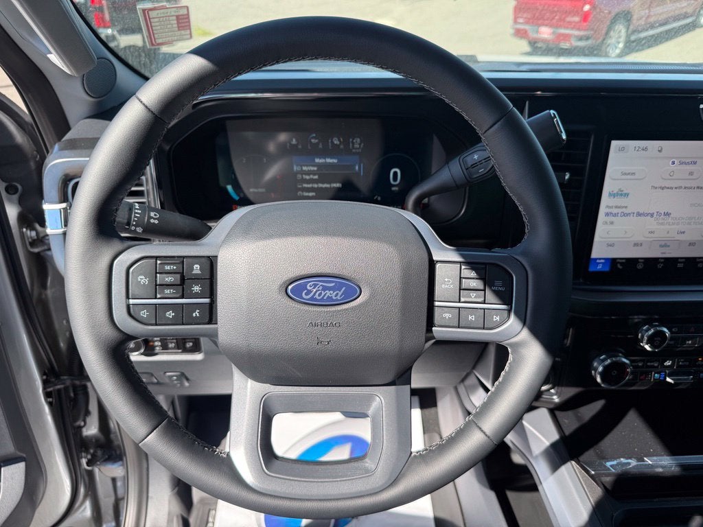 2027 Ford F-350SD Lariat DRW