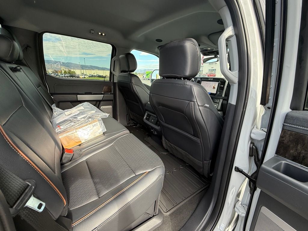 2026 Ford F-350SD Lariat Black Appearance Pkg