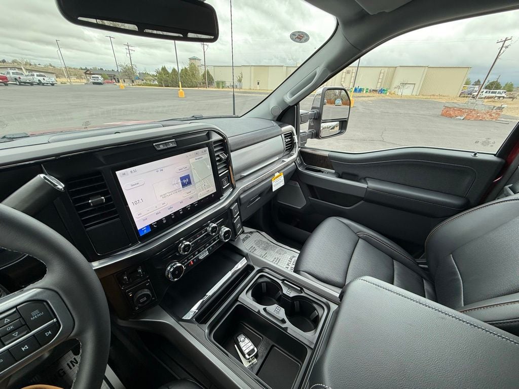 2026 Ford F-350SD Lariat