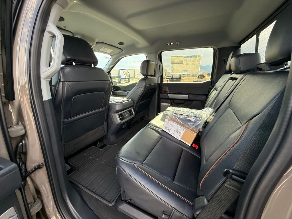 2026 Ford F-350SD Lariat DRW
