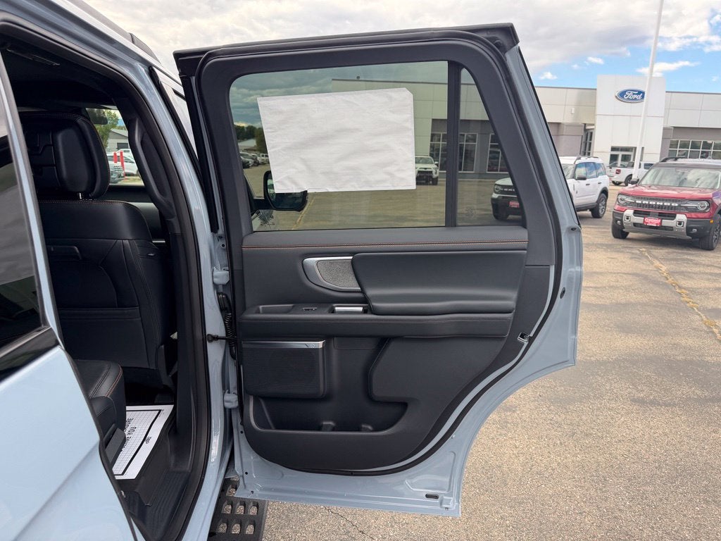 2027 Ford Expedition Tremor