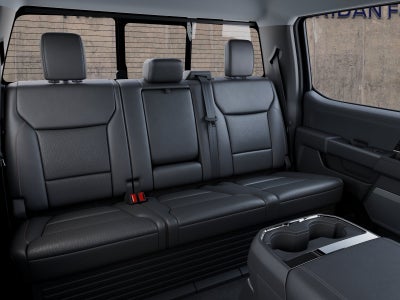 2027 Ford F-350SD F-350® Lariat®