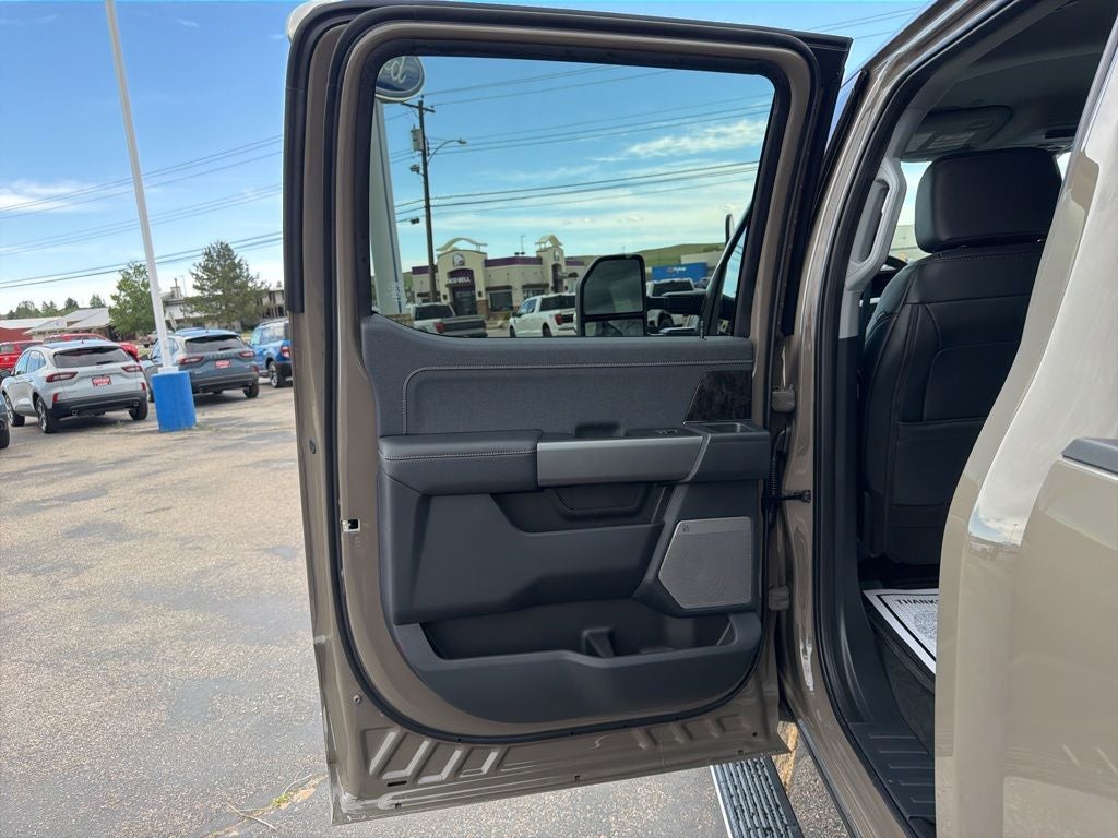 2026 Ford F-350SD Lariat Tremor