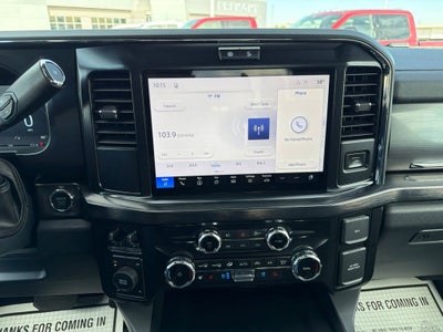 2027 Ford F-350SD Lariat
