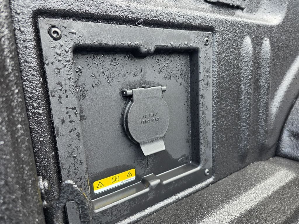 2026 Ford F-150 Lariat Black Appearance Pkg