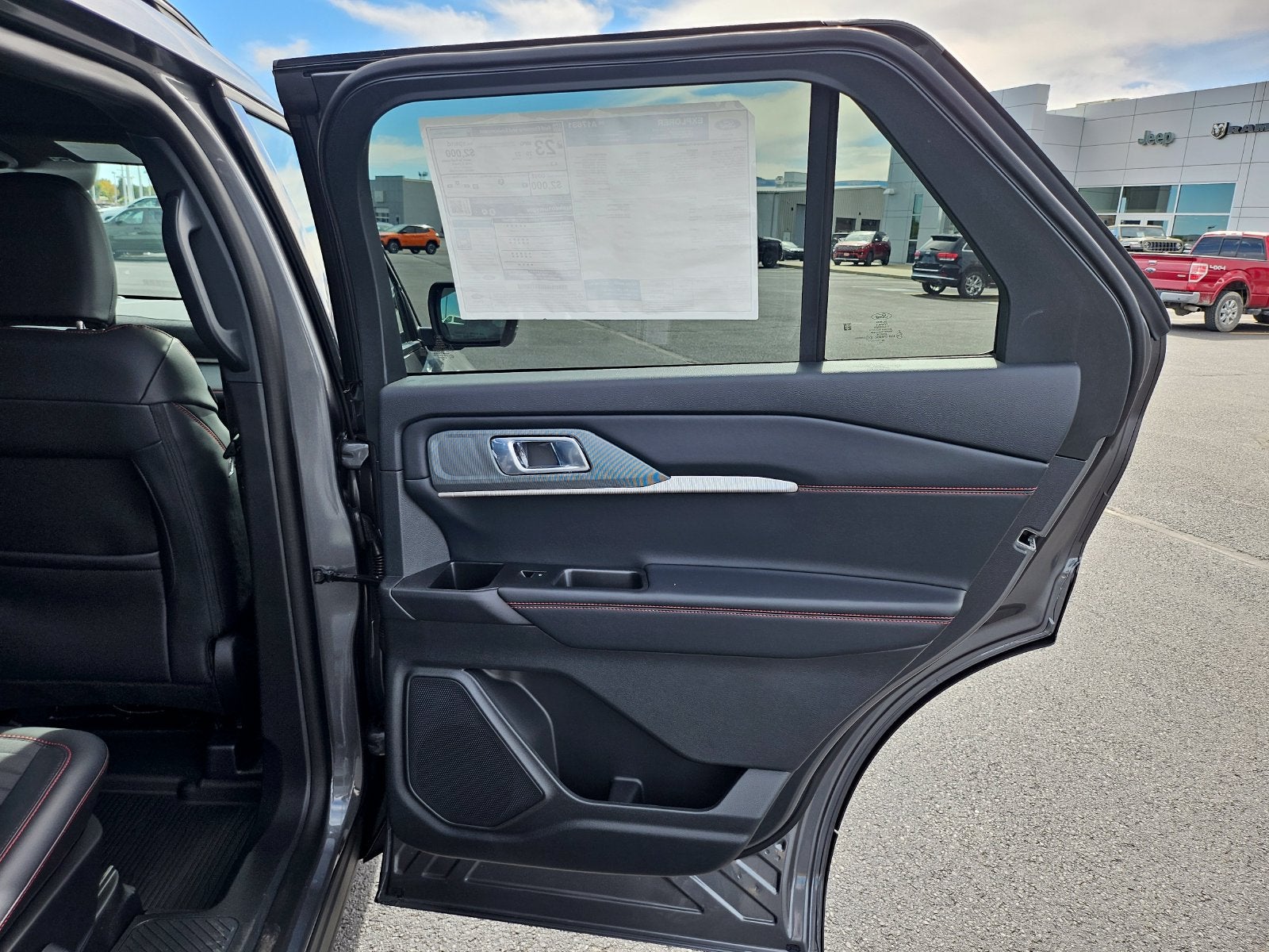 2027 Ford Explorer ST-Line