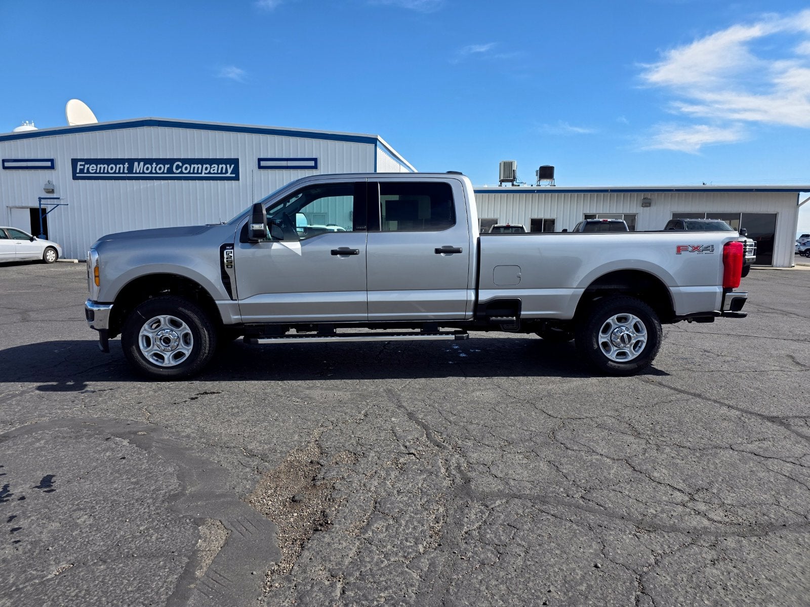 2027 Ford F-250SD XL