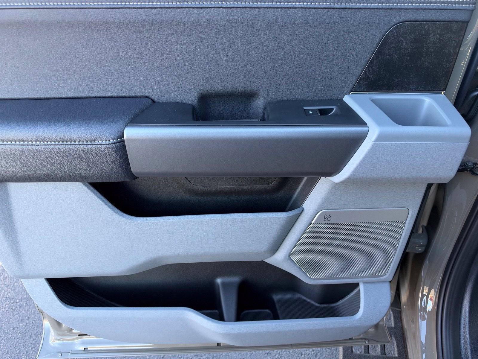 2027 Ford F-250SD F-250® XLT