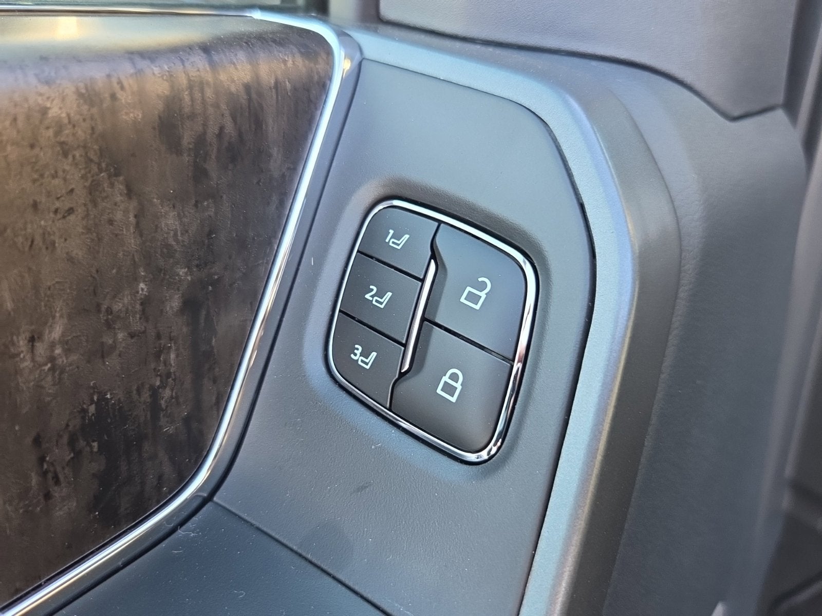 2027 Ford F-350SD Lariat Tremor