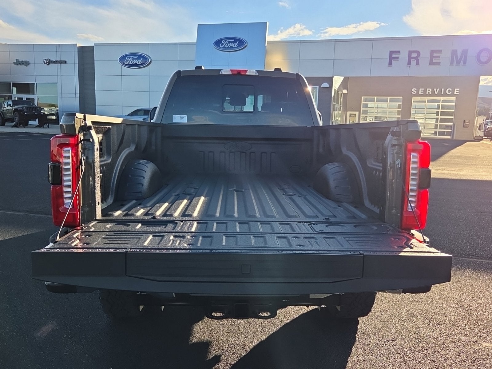 2027 Ford F-350SD Lariat Tremor
