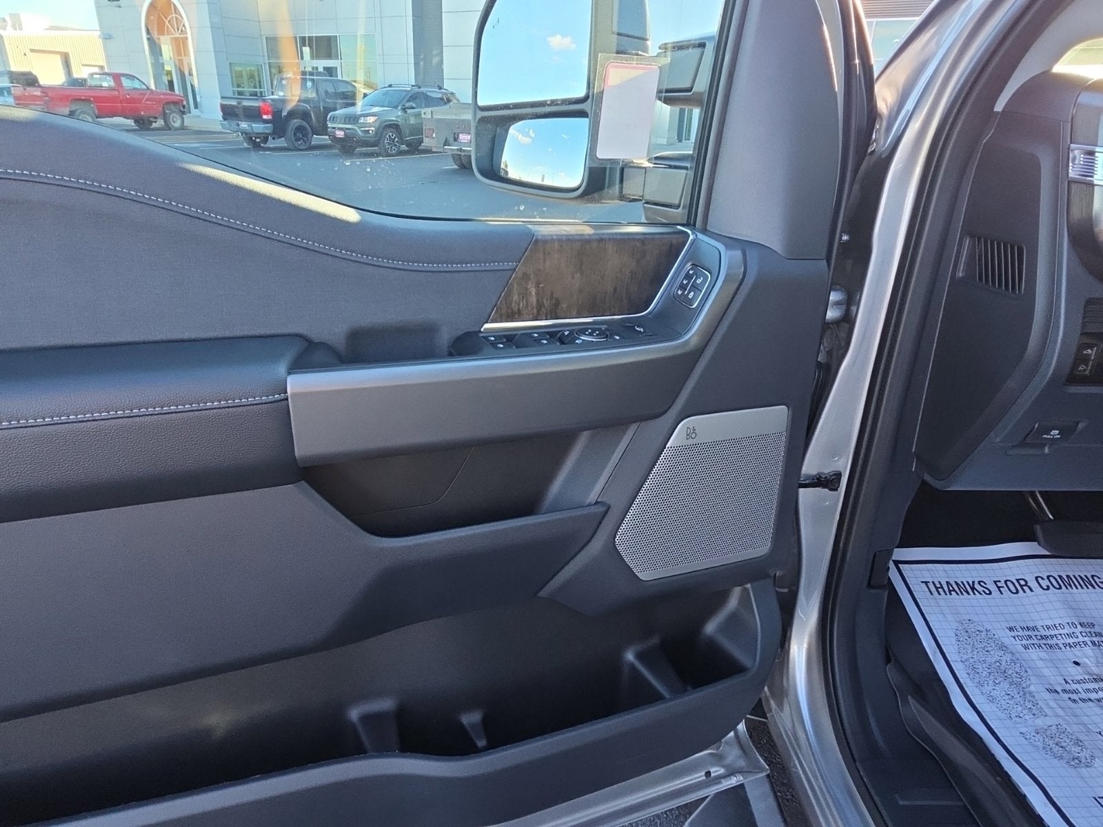 2027 Ford F-350SD Lariat