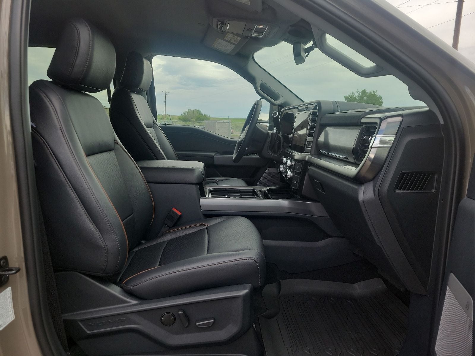2026 Ford F-350SD Lariat Tremor