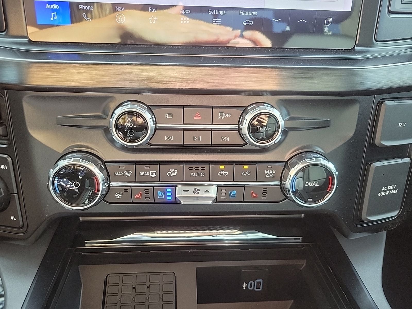 2026 Ford F-350 Super Duty Lariat - Photo 28
