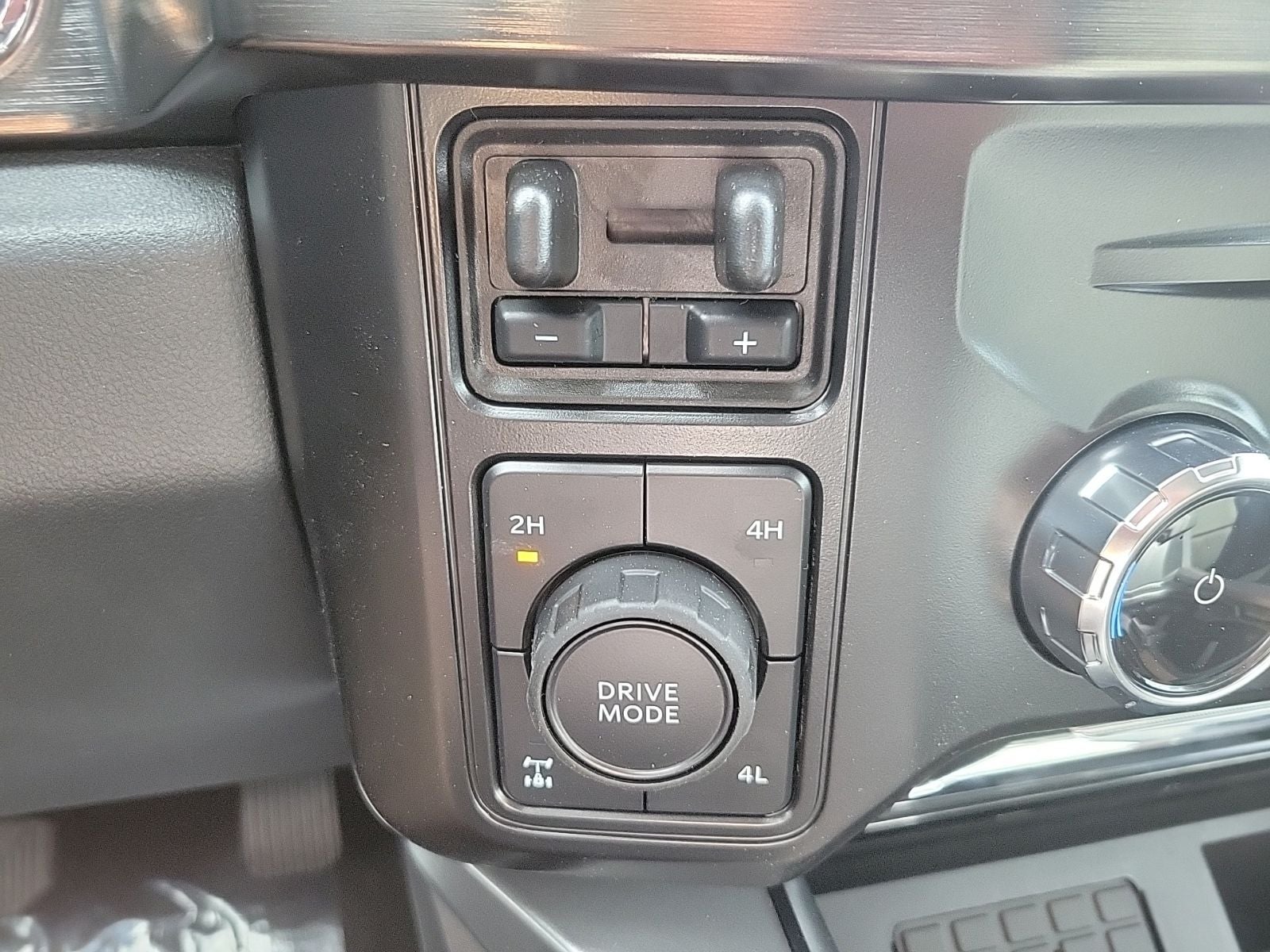 2026 Ford F-350 Super Duty Lariat - Photo 29