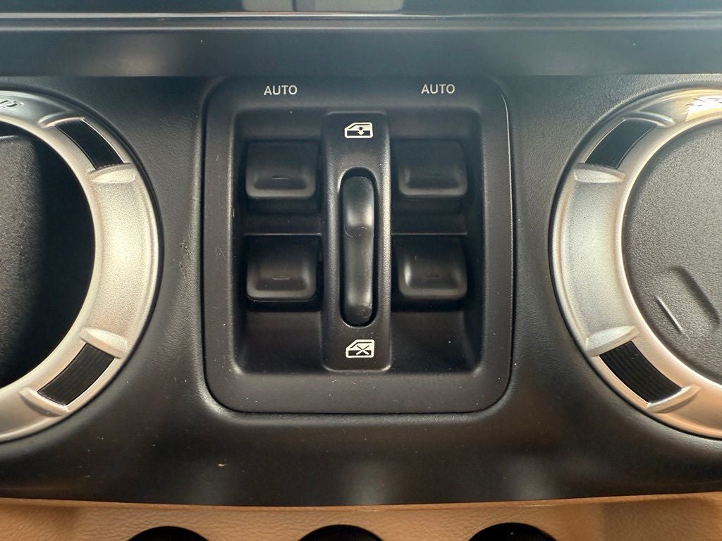2015 Jeep Wrangler Unlimited Unlimited Sahara