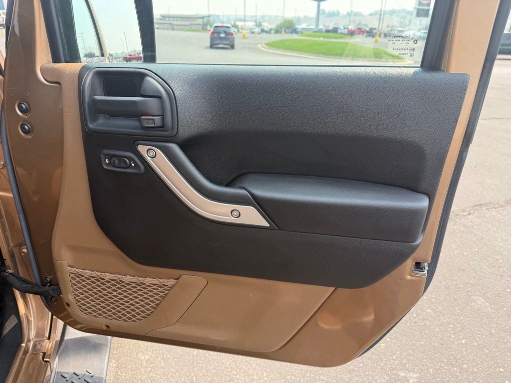 2015 Jeep Wrangler Unlimited Unlimited Sahara